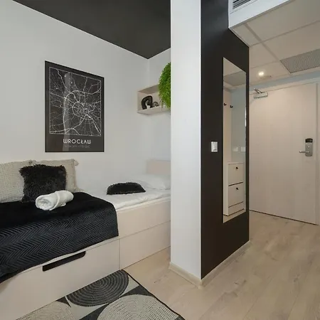 Trendy With Office Near Main Station By Renters * Wroclaw
