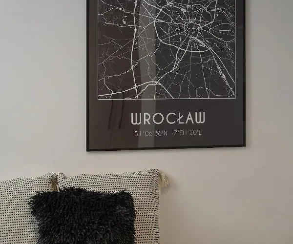 Trendy With Office Near Main Station By Renters Wroclaw