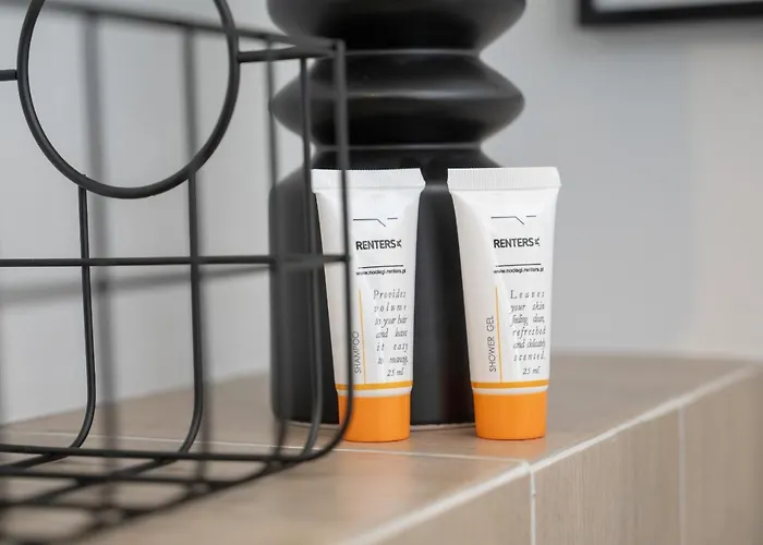 Trendy With Office Near Main Station By Renters Daire *