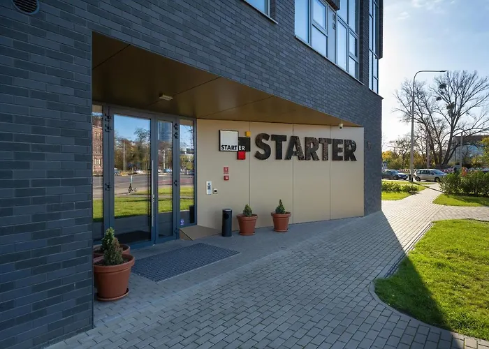 Trendy With Office Near Main Station By Renters Daire *
