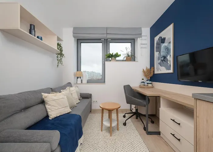 Trendy With Office Near Main Station By Renters *