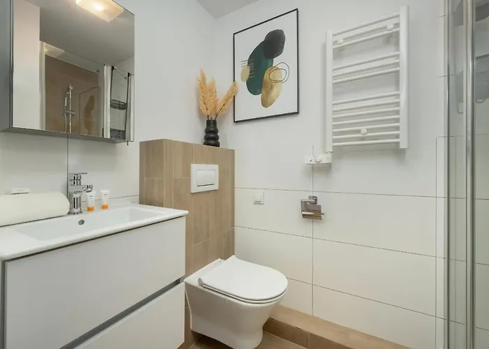 Daire Trendy With Office Near Main Station By Renters Wroclaw