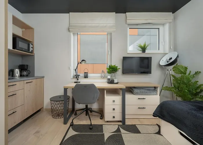 Trendy With Office Near Main Station By Renters Wroclaw