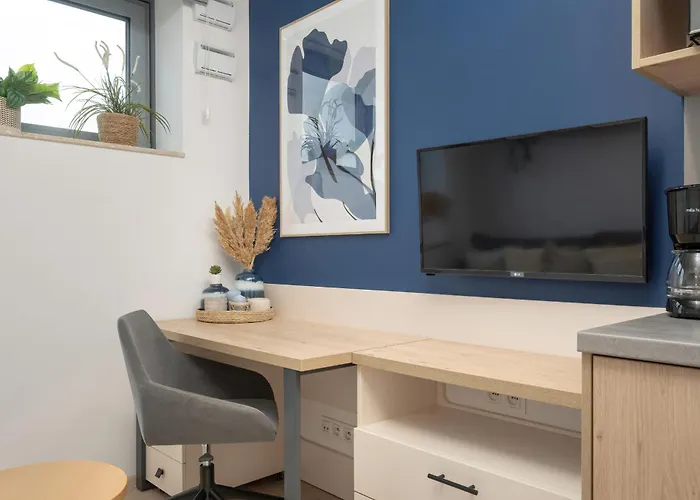 Trendy With Office Near Main Station By Renters Daire Wroclaw